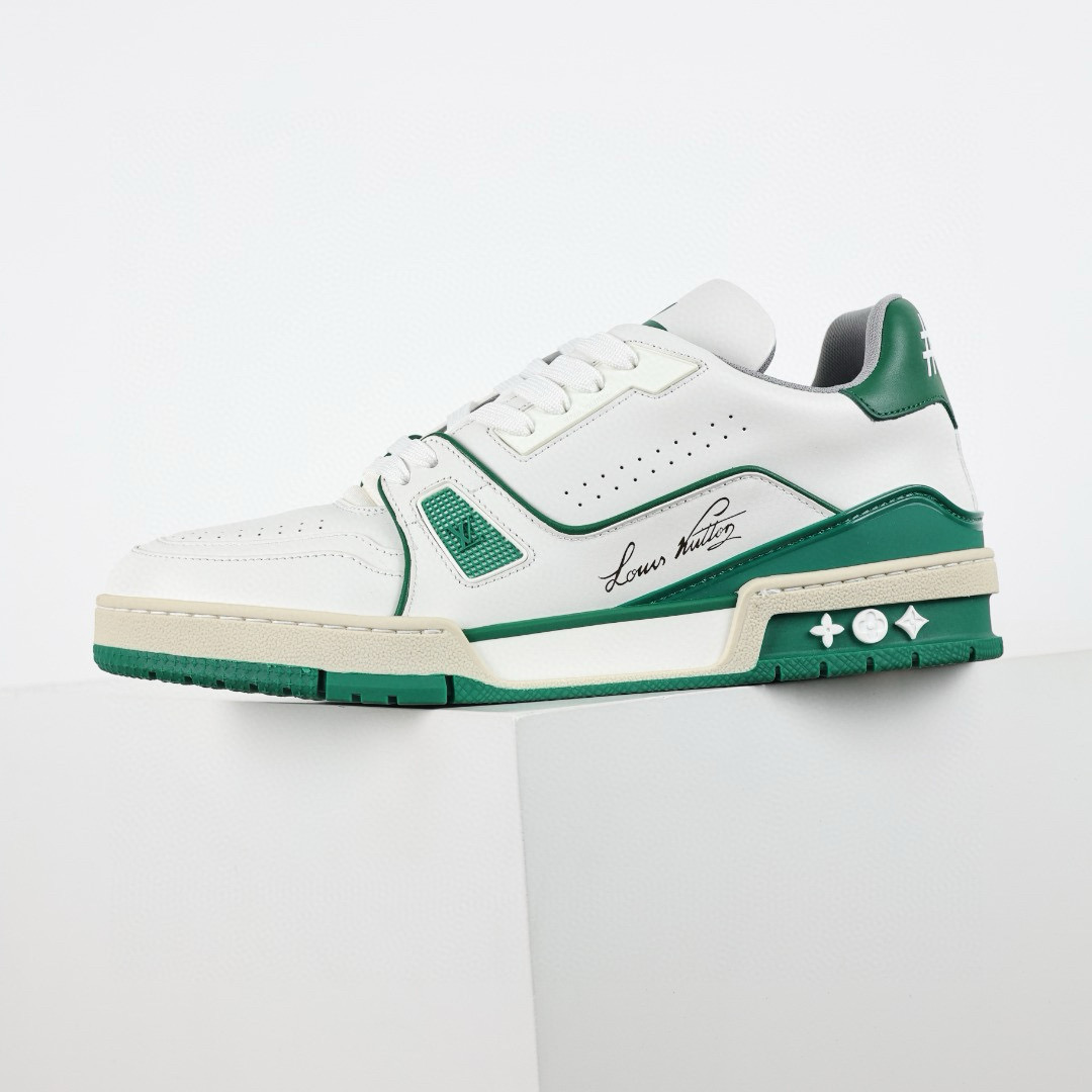 LOUIS VUITTON LV Trainer Sneaker LOUIS VUITTON LV Trainer Sneaker
