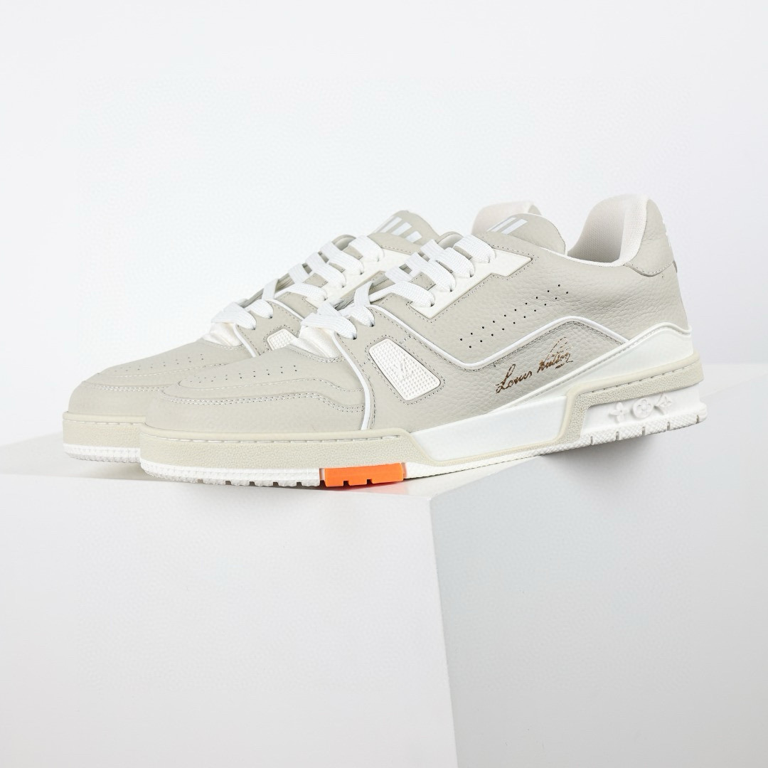 LOUIS VUITTON  LV Trainer Sneaker