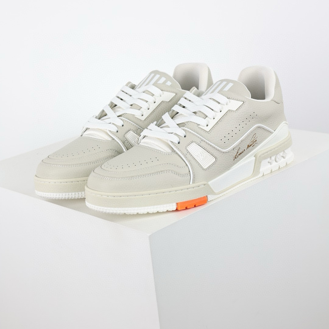 LOUIS VUITTON  LV Trainer Sneaker