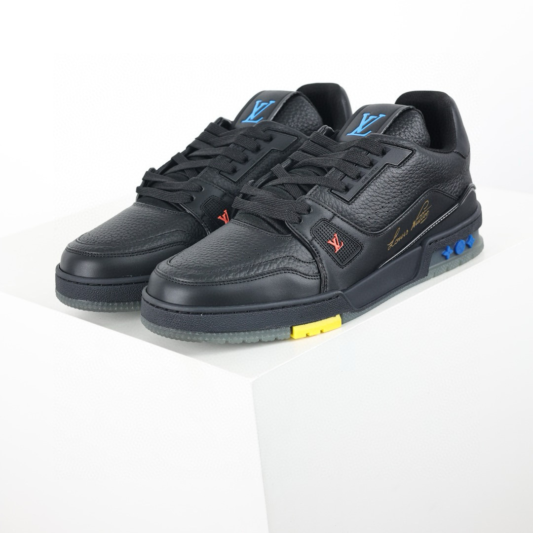 LOUIS VUITTON  LV Trainer Sneaker