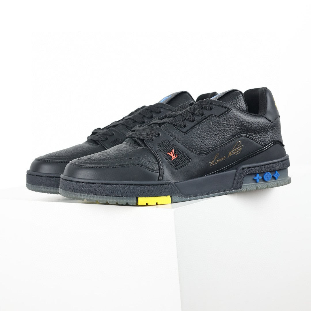 LOUIS VUITTON  LV Trainer Sneaker