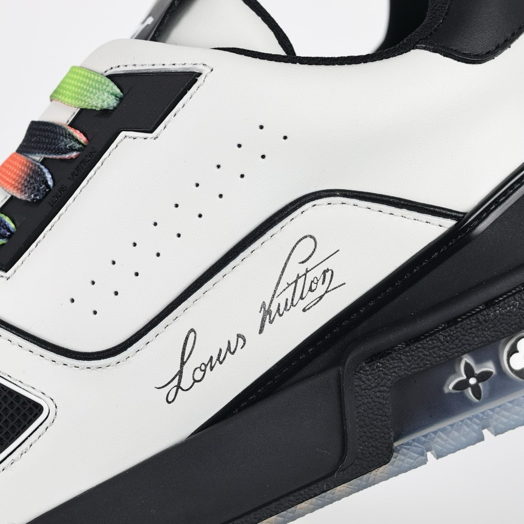 LOUIS VUITTON LV Trainer Sneaker LOUIS VUITTON LV Trainer Sneaker