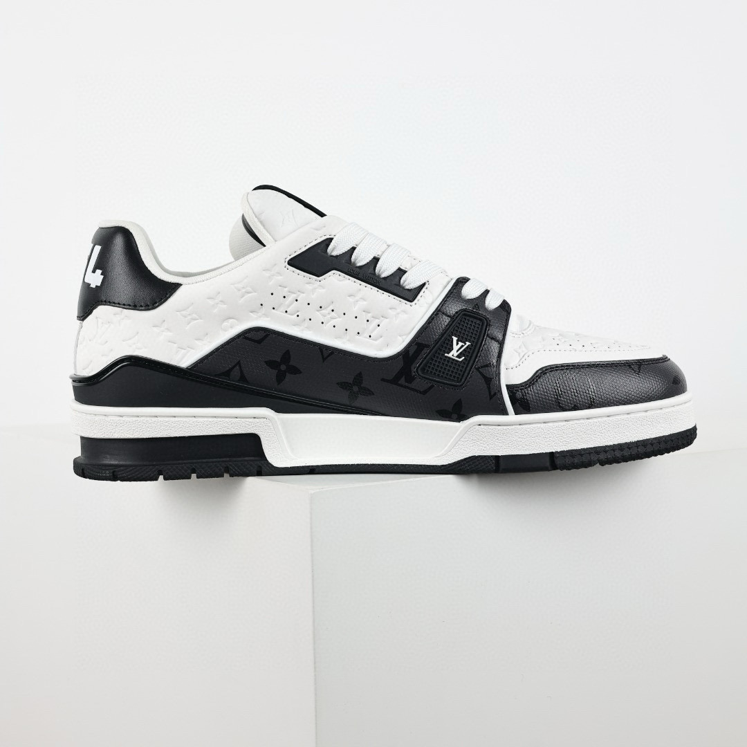 LOUIS VUITTON LV Trainer Sneaker white black LOUIS VUITTON LV Trainer Sneaker white black