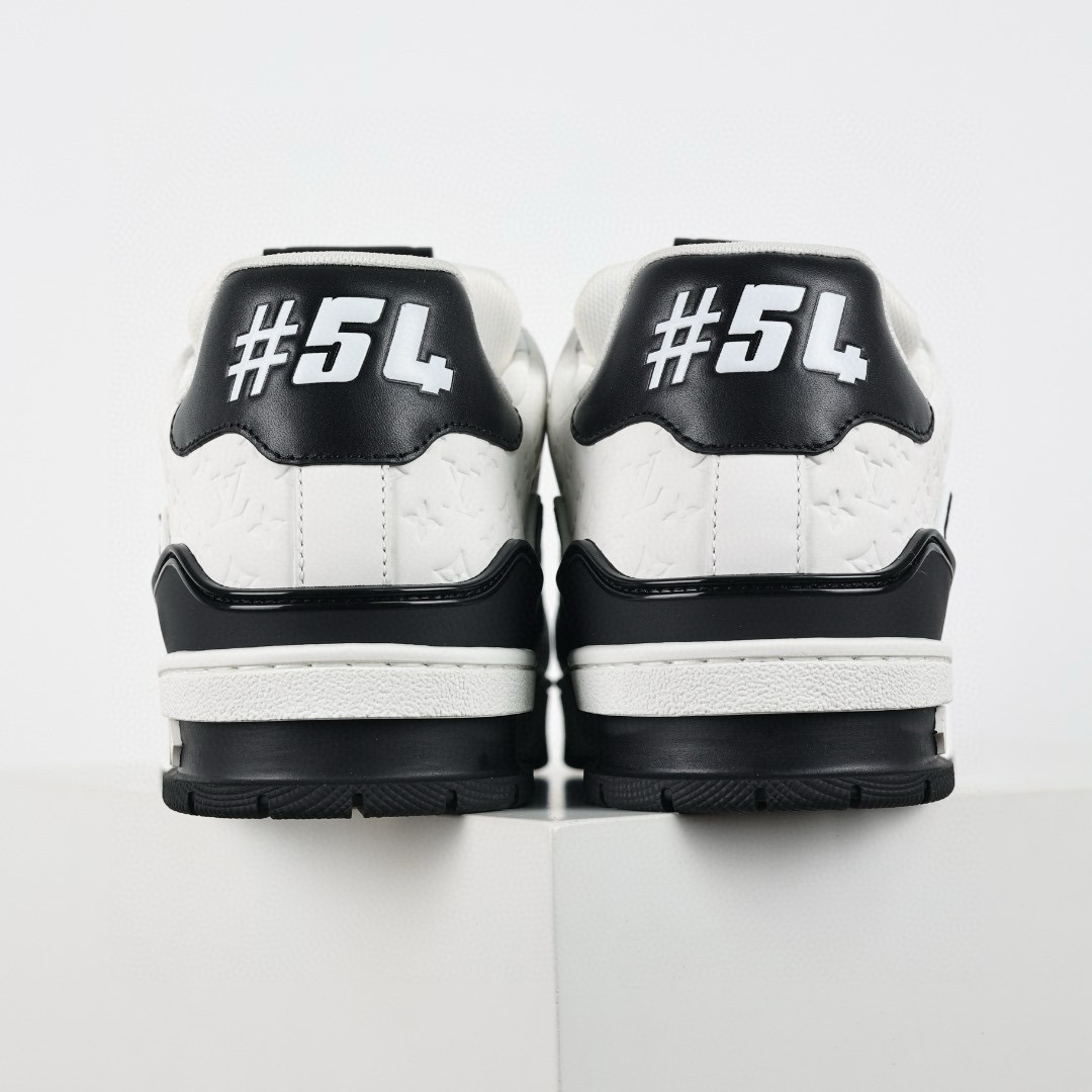 LOUIS VUITTON LV Trainer Sneaker white black LOUIS VUITTON LV Trainer Sneaker white black