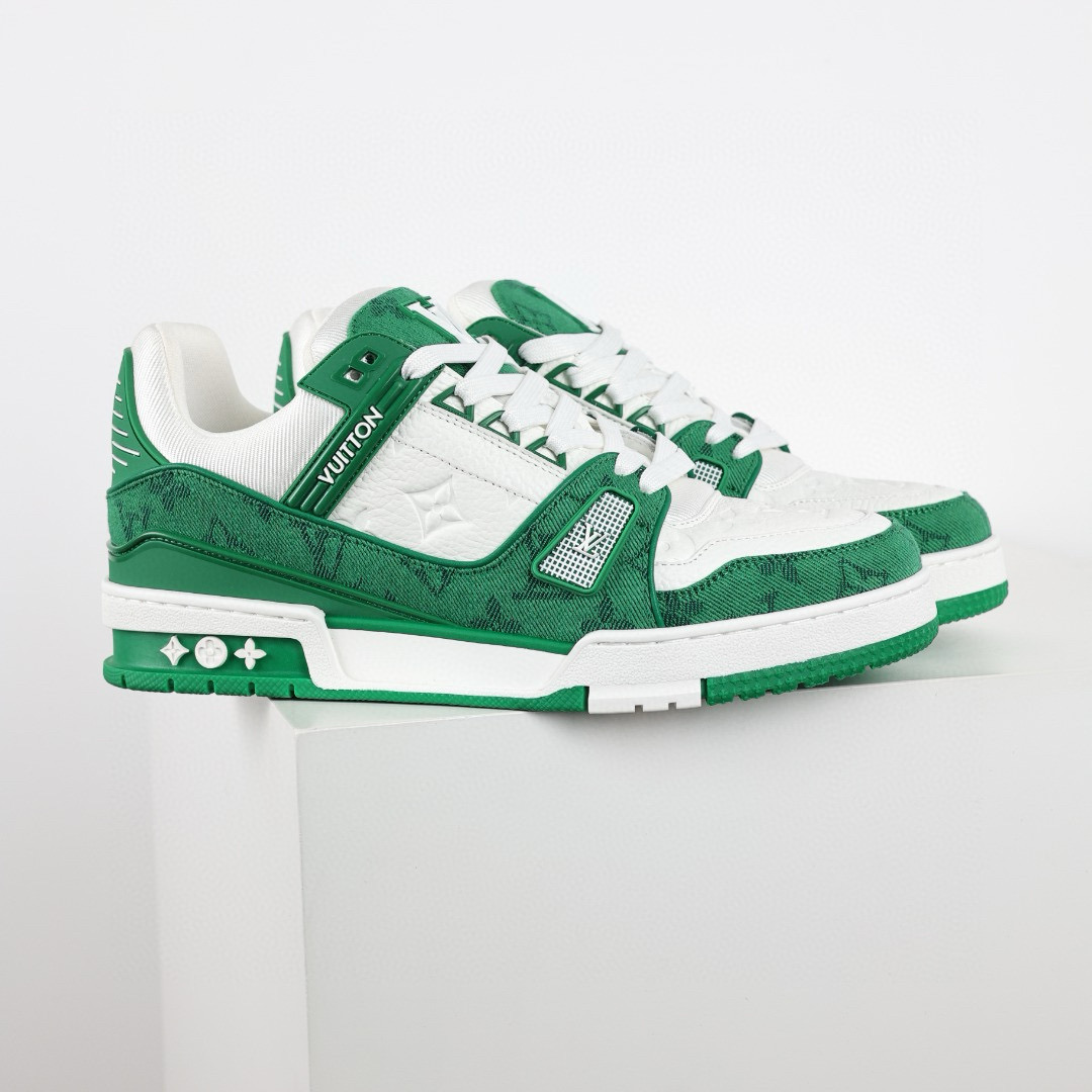 LOUIS VUITTON LV Trainer Sneaker LOUIS VUITTON LV Trainer Sneaker