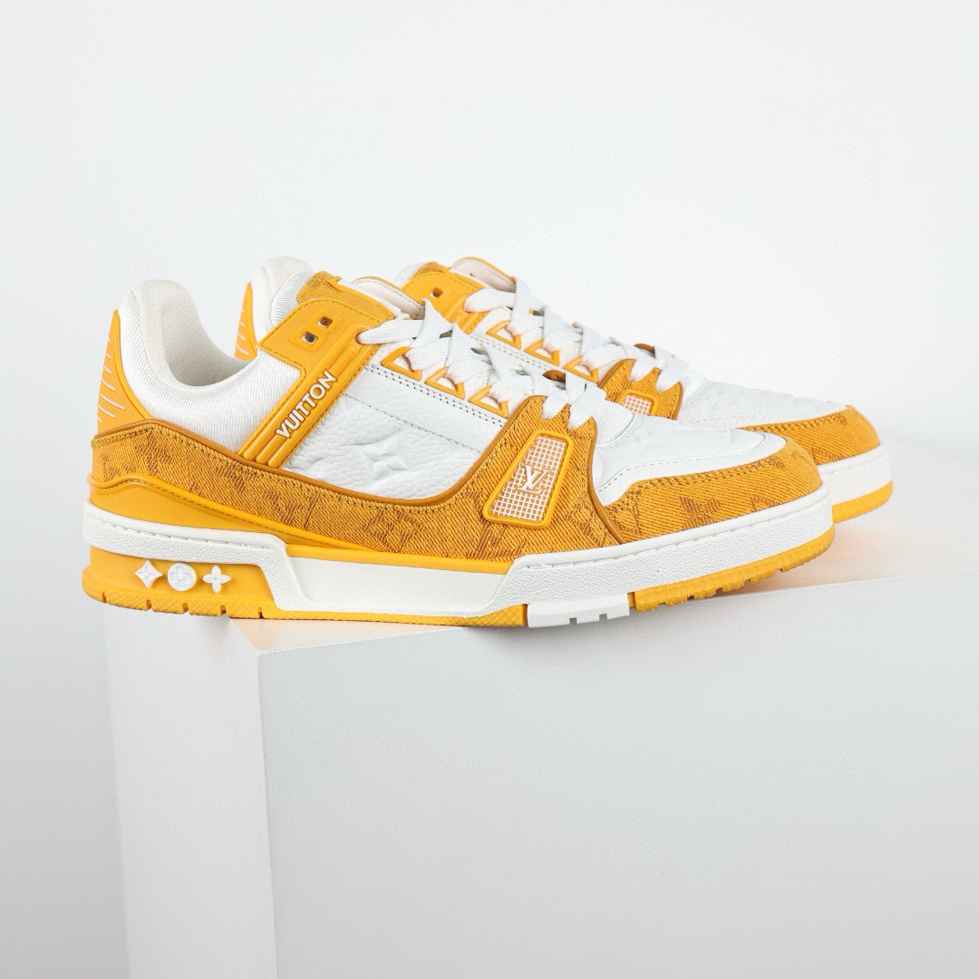 LOUIS VUITTON LV Trainer Sneaker LOUIS VUITTON LV Trainer Sneaker