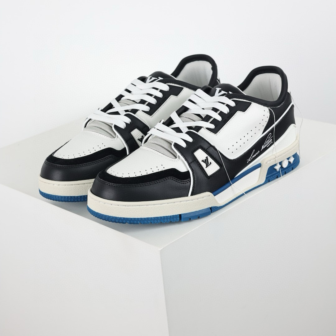 LOUIS VUITTON  LV Trainer Sneaker