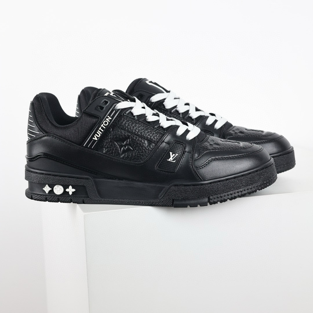 LOUIS VUITTON LV Trainer Sneaker LOUIS VUITTON LV Trainer Sneaker