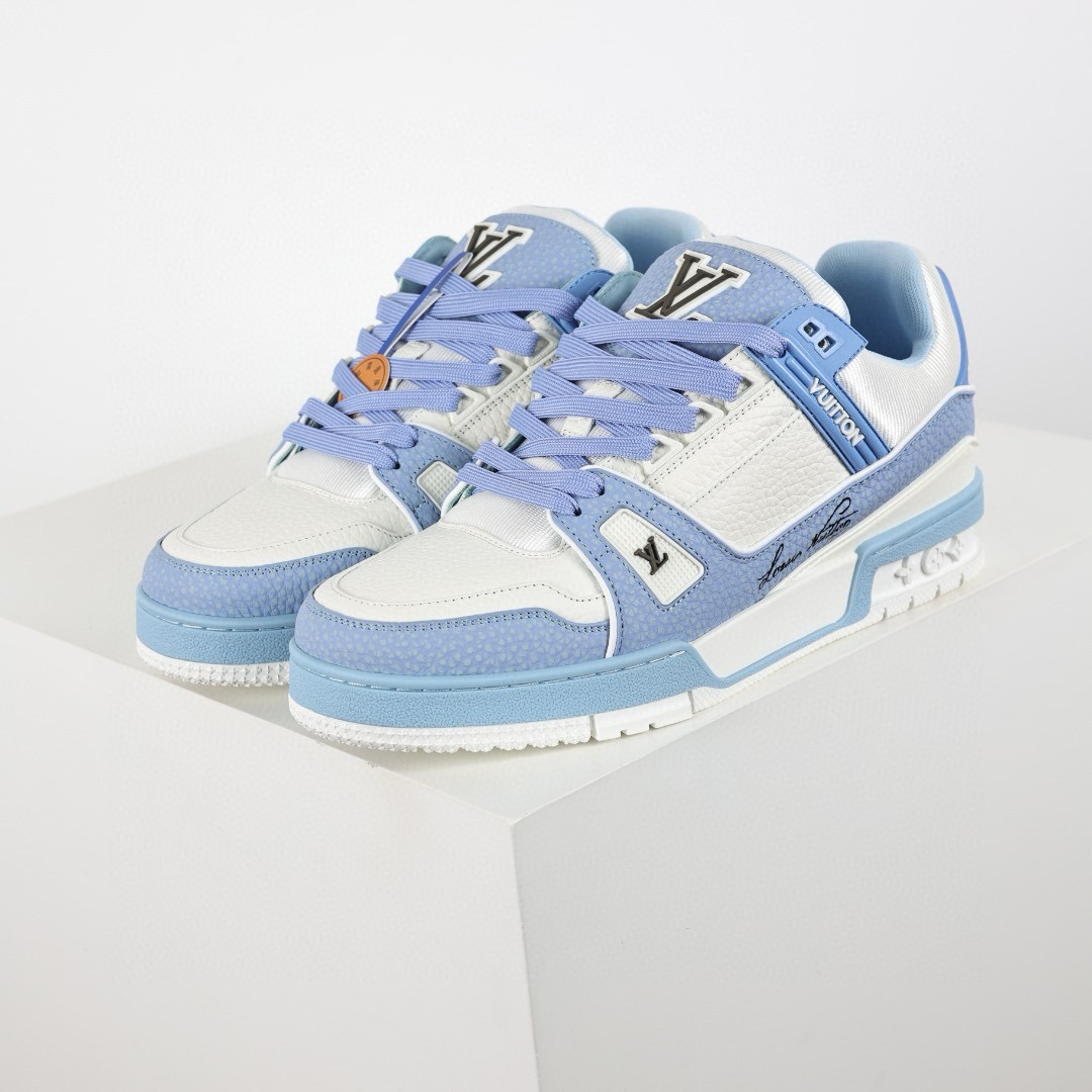 LOUIS VUITTON  LV Trainer Sneaker Baby blue