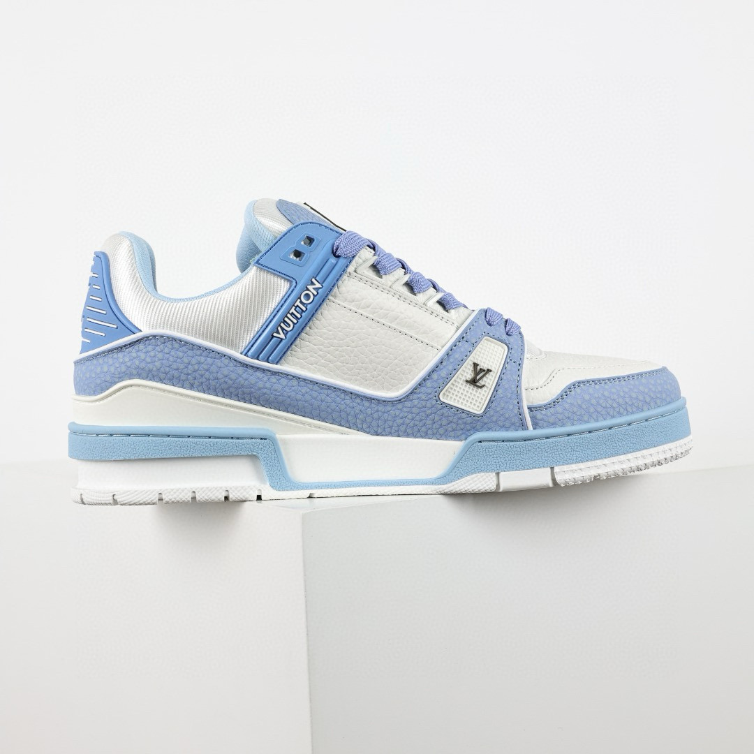LOUIS VUITTON LV Trainer Sneaker Baby blue LOUIS VUITTON LV Trainer Sneaker Baby blue