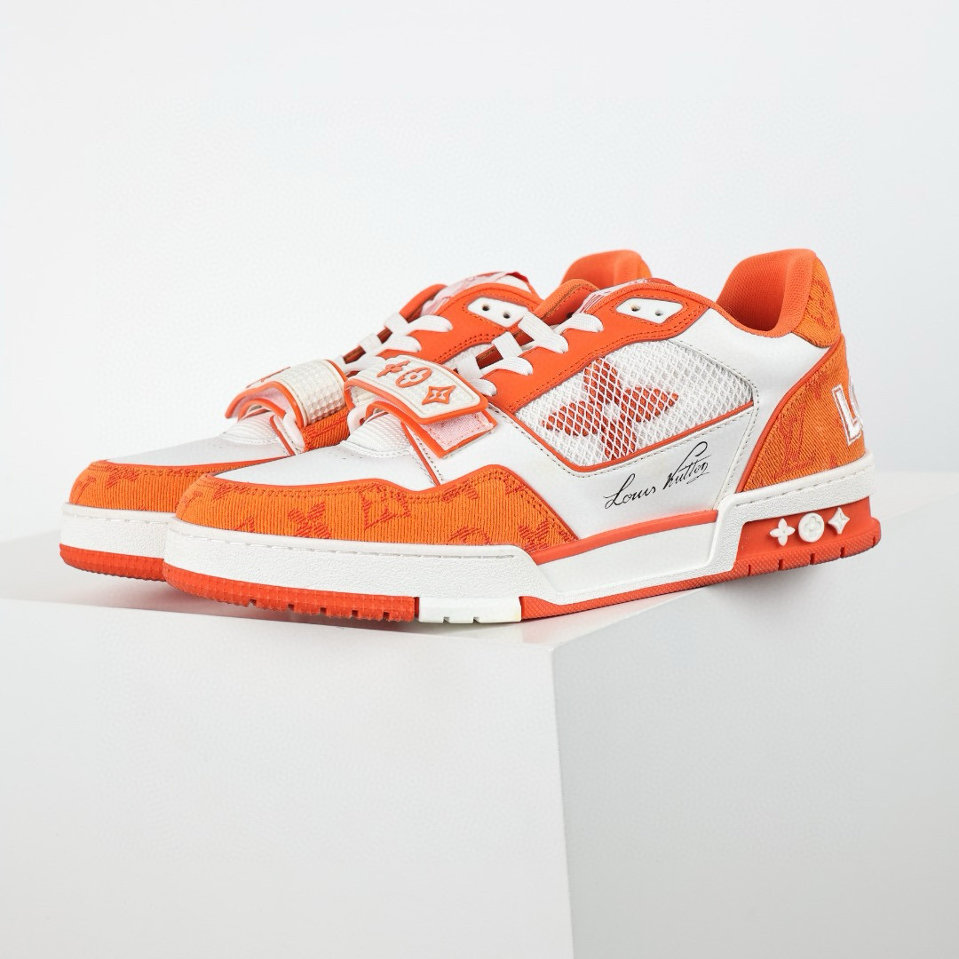 LOUIS VUITTON  LV Trainer Sneaker