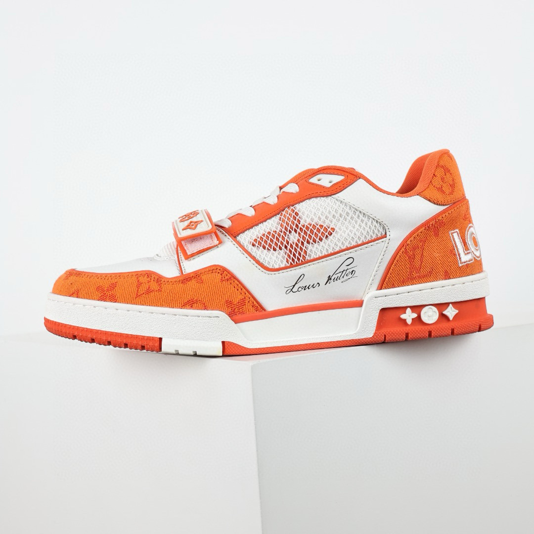 LOUIS VUITTON LV Trainer Sneaker LOUIS VUITTON LV Trainer Sneaker