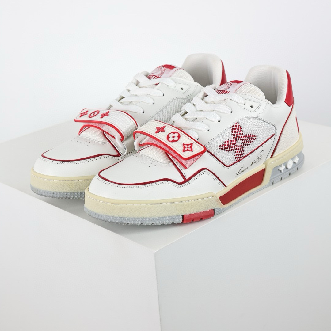 LOUIS VUITTON  LV Trainer Sneaker