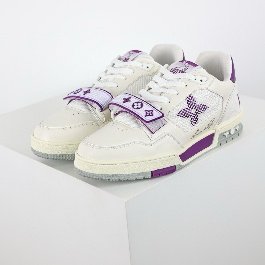 LOUIS VUITTON  LV Trainer Sneaker