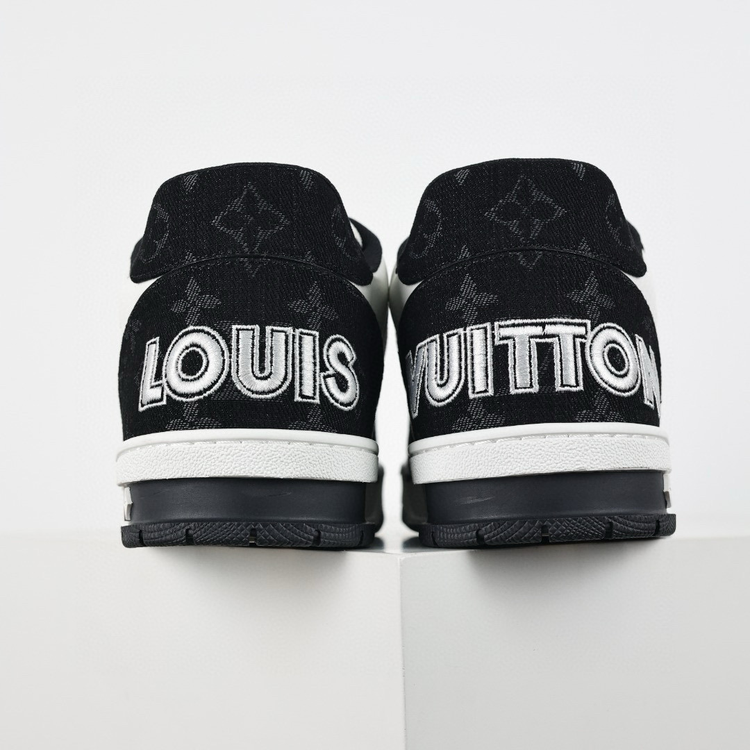 LOUIS VUITTON LV Trainer Sneaker LOUIS VUITTON LV Trainer Sneaker
