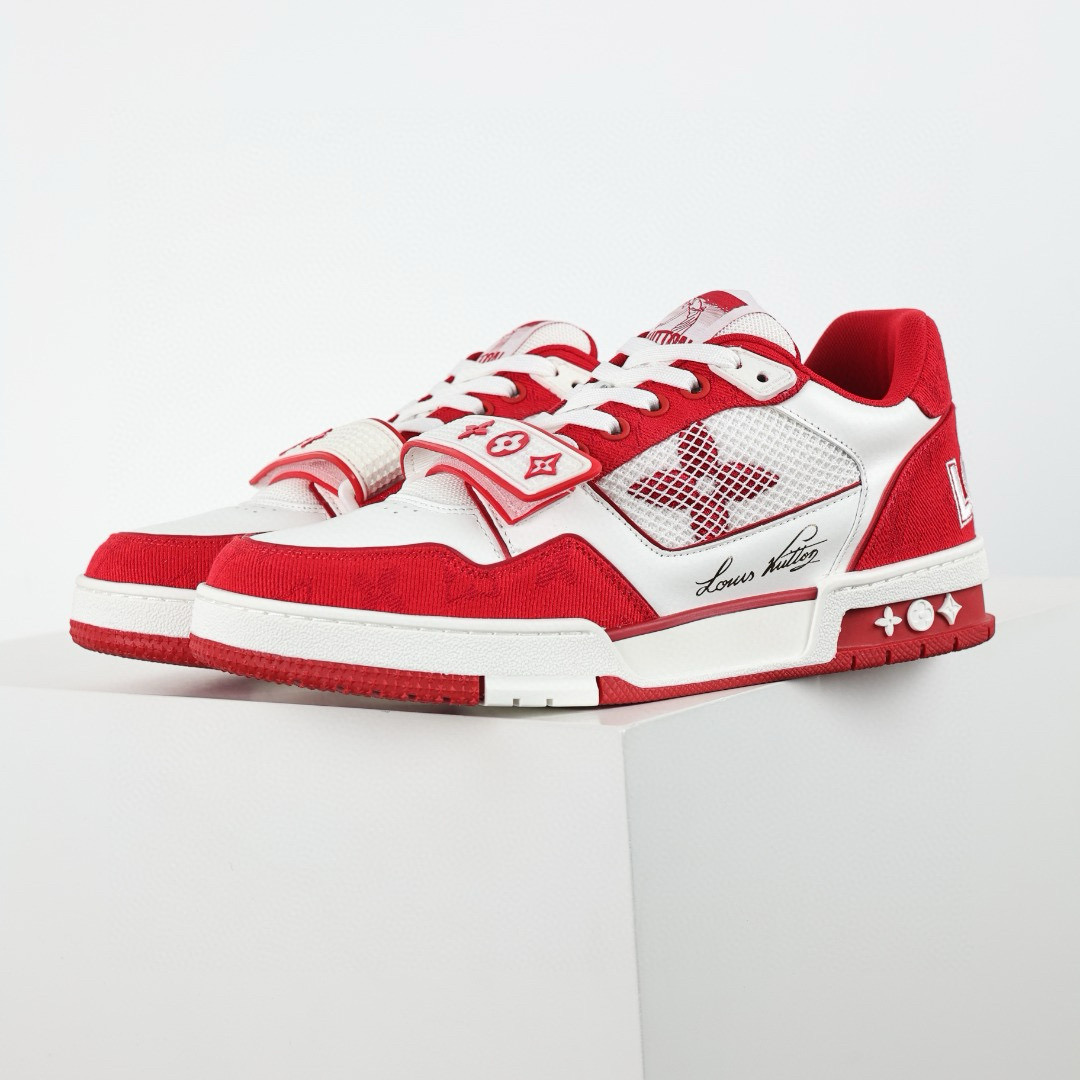 LOUIS VUITTON  LV Trainer Sneaker