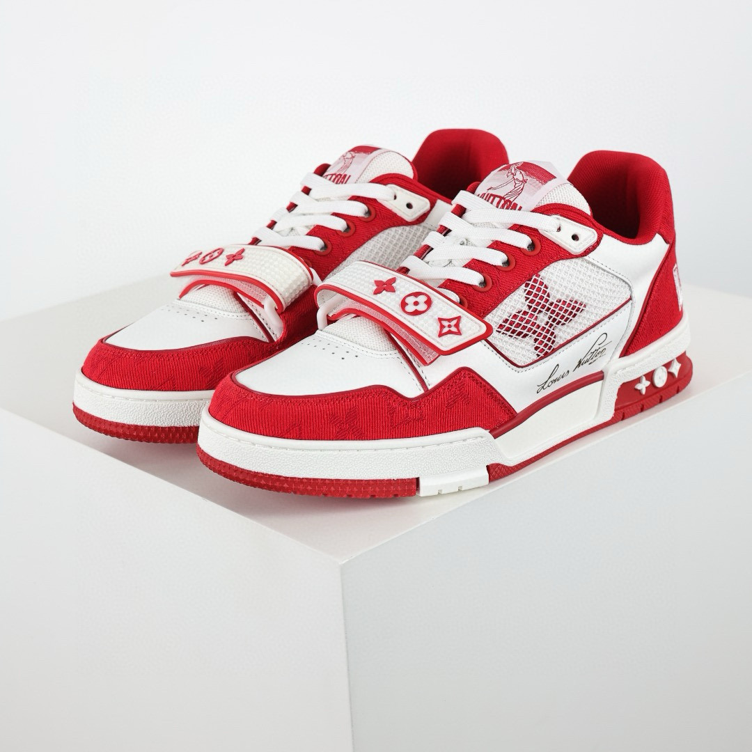LOUIS VUITTON  LV Trainer Sneaker