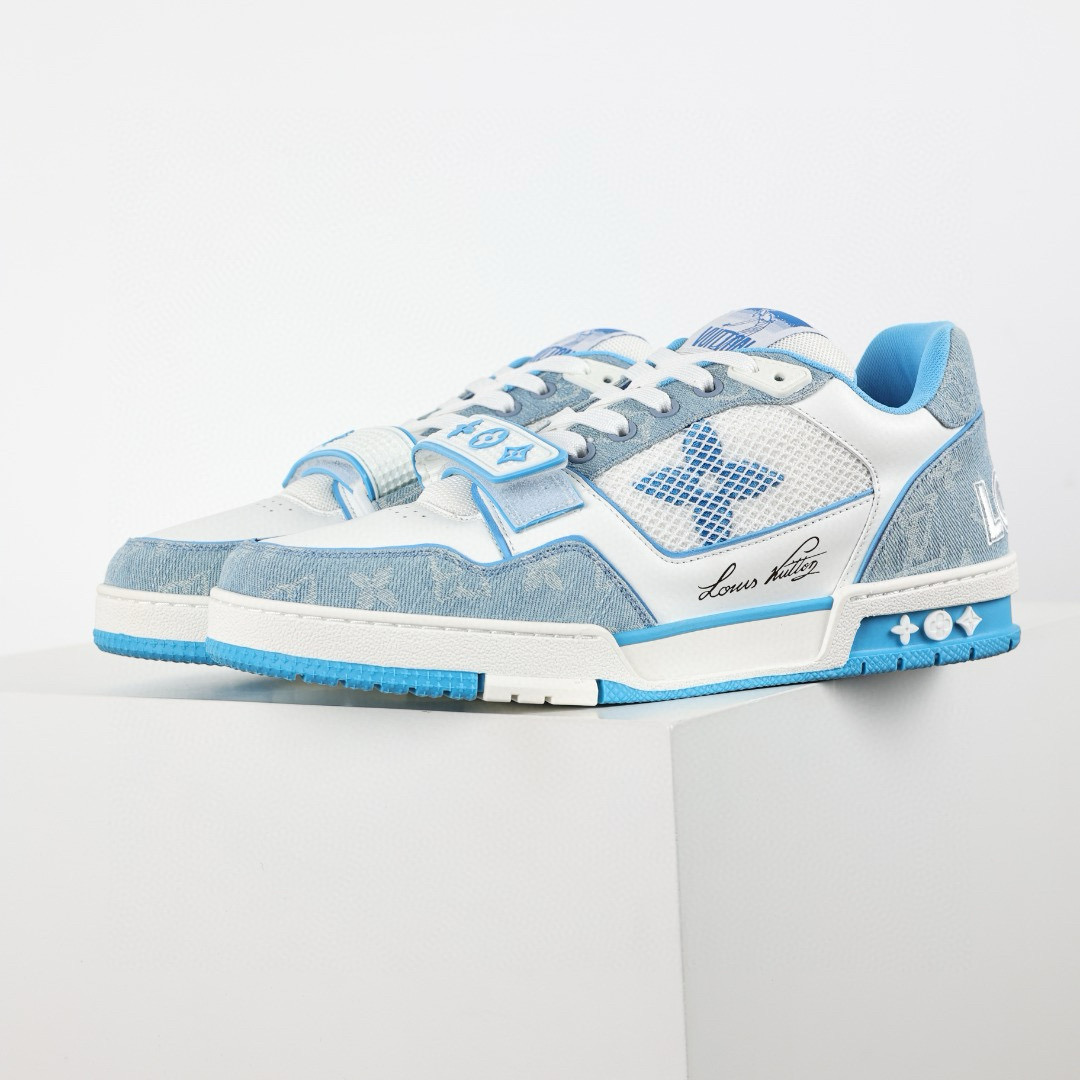 LOUIS VUITTON  LV Trainer Sneaker