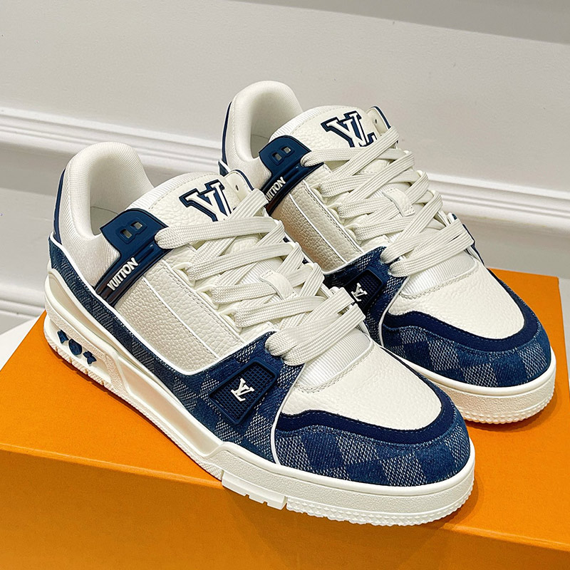 LOUIS VUITTON LV Trainer Sneaker blue jeans