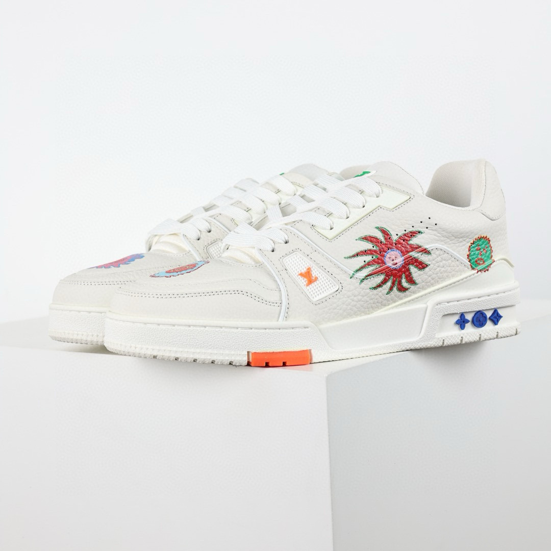 LOUIS VUITTON X Yayoi Kusama LV Trainer Sneaker white