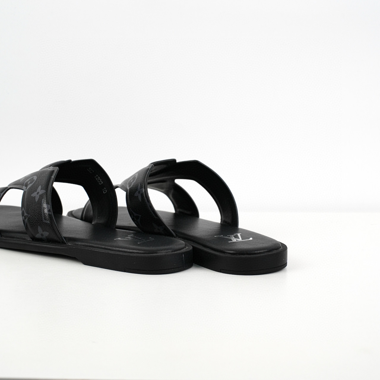 Louis Vuitton Oasis Sandals Louis Vuitton Oasis Sandals