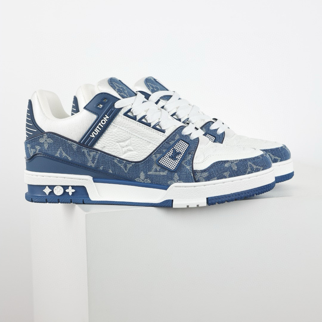 LOUIS VUITTON LV Trainer Sneaker blue jeans LOUIS VUITTON LV Trainer Sneaker blue jeans