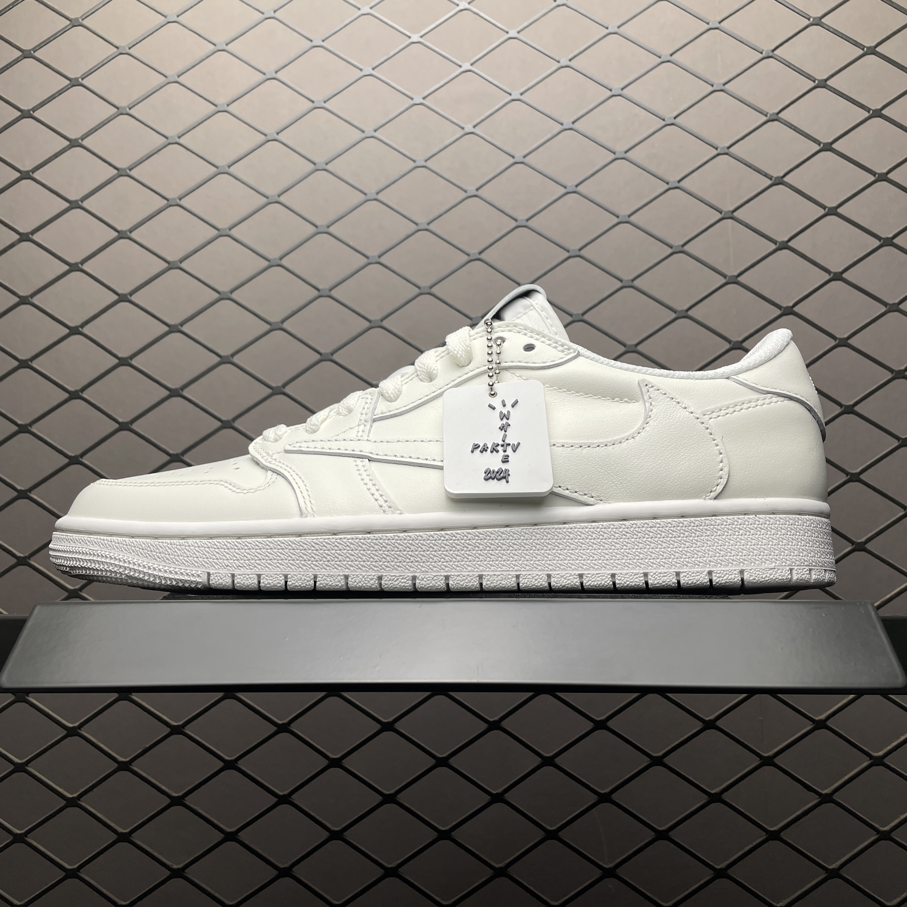 Travis Scott x Air Jordan 1 White Party
