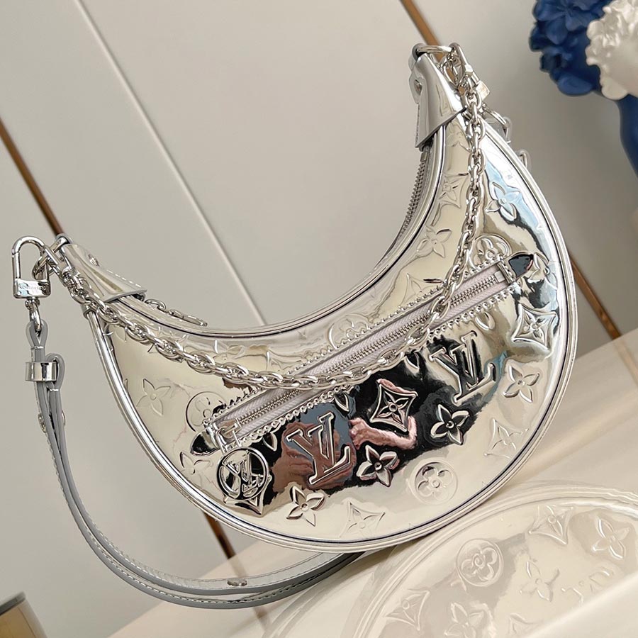 Louis Vuitton Loop  LV Ski