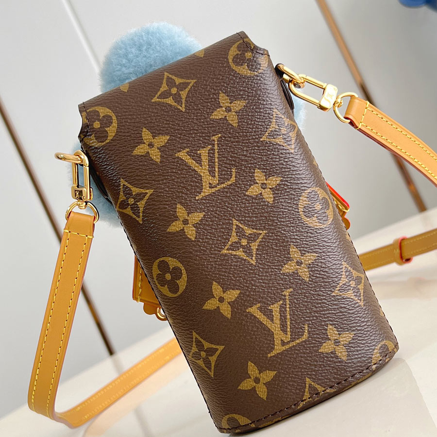 Louis Vuitton Snow Show Vivienne Phone Pouch Louis Vuitton Snow Show Vivienne Phone Pouch