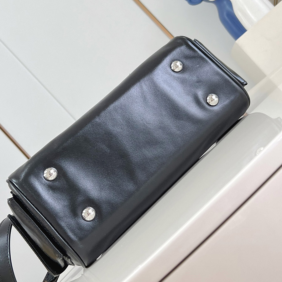 Louis Vuitton Speedy Cargo LV Vibe Louis Vuitton Speedy Cargo LV Vibe