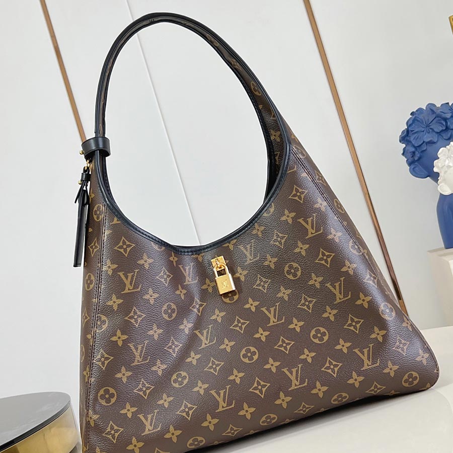 Louis Vuitton  The Drop GM