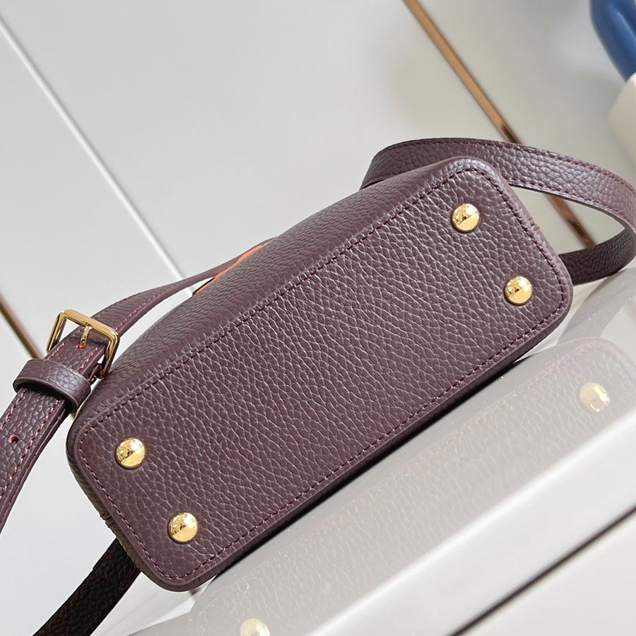 Louis Vuitton Capucines Taurillon Louis Vuitton Capucines Taurillon