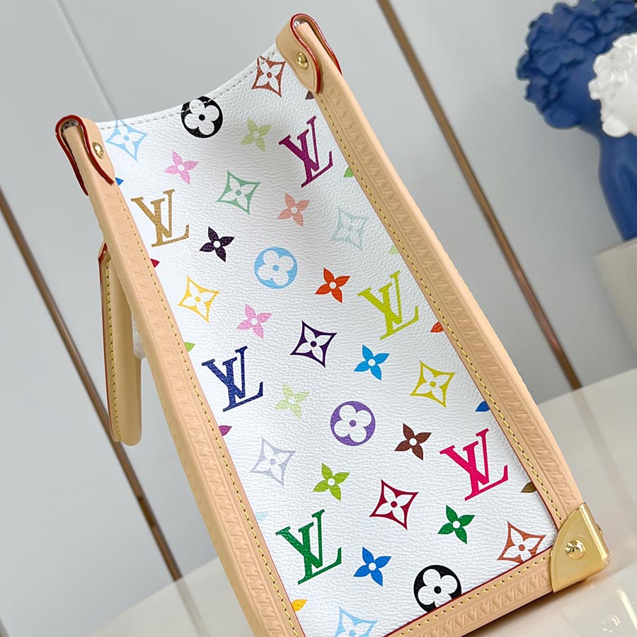 Louis Vuitton  OnTheGo Monogram