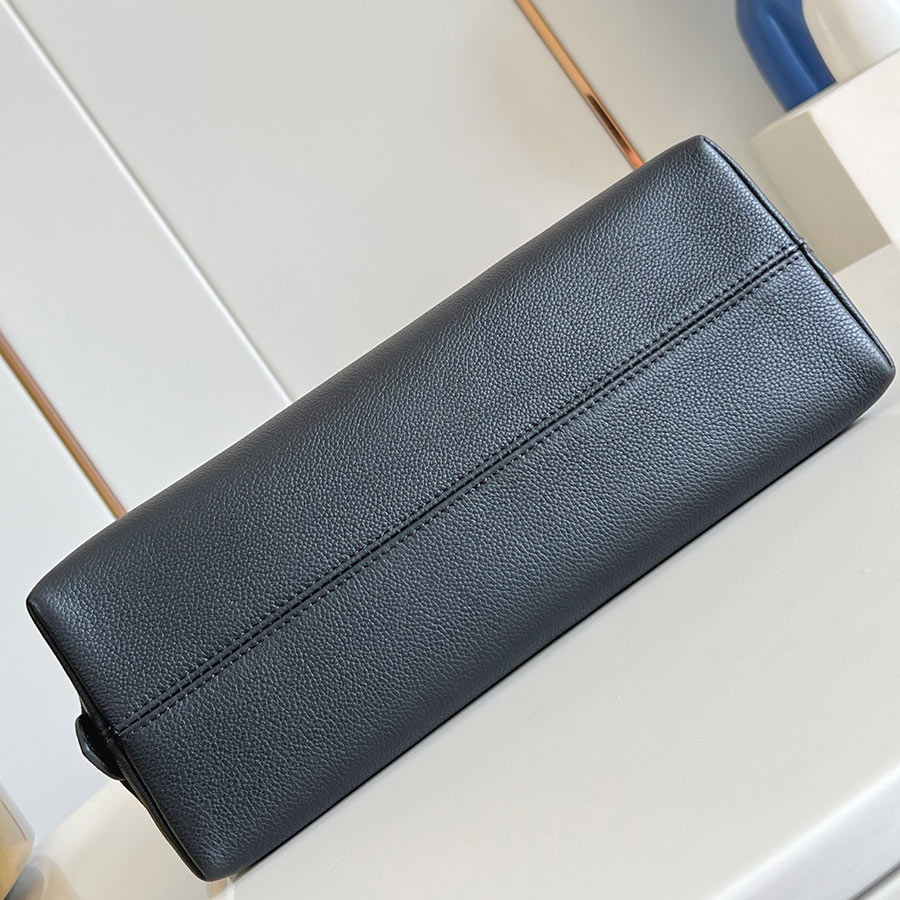 Louis Vuitton Low Key Messenger