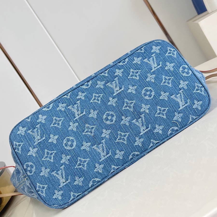 Louis Vuitton Neverfull  Monogram