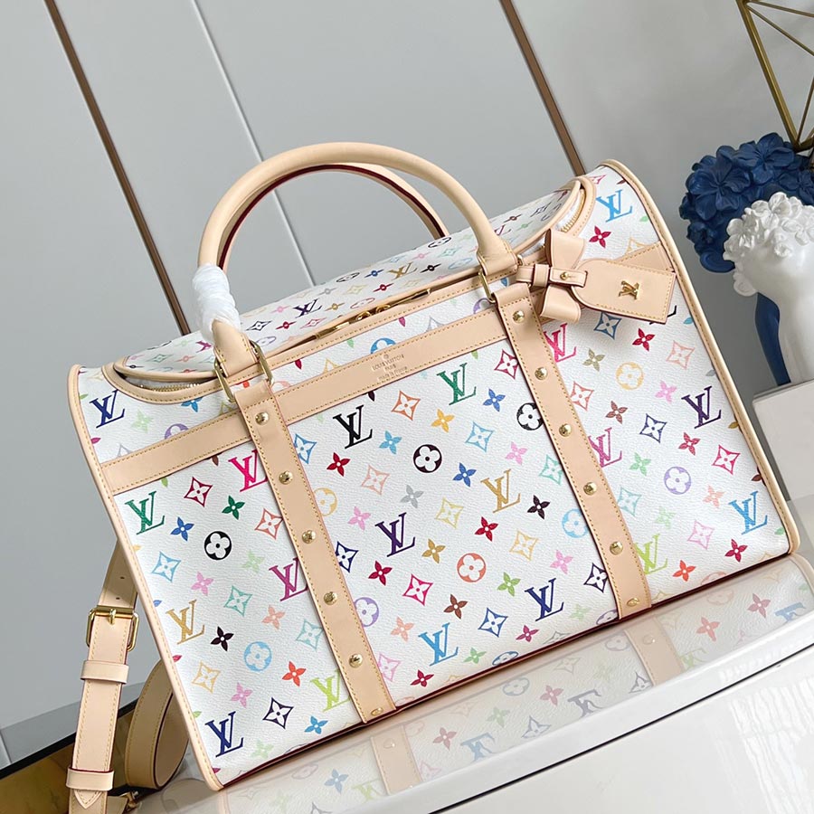 Louis Vuitton  Monogram