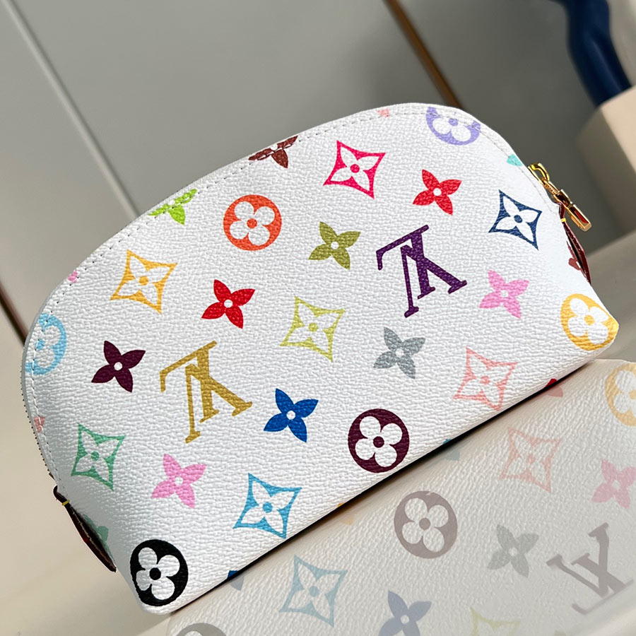 Louis Vuitton  Pochette Cosmétique  Monogram Trianon