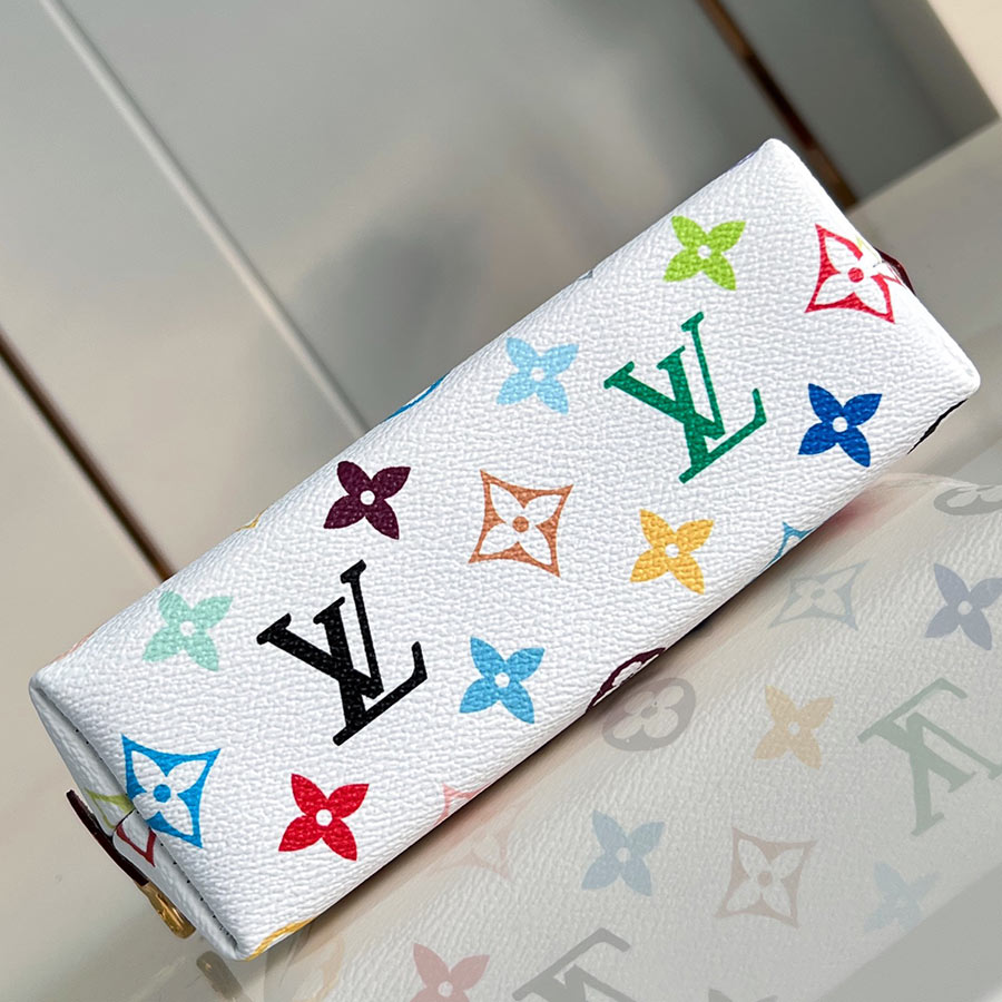 Louis Vuitton Pochette Cosmétique Monogram Trianon Louis Vuitton Pochette Cosmétique Monogram Trianon
