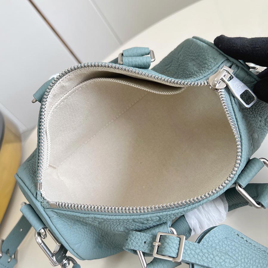 Louis Vuitton Keepall Bandoulière 25 aurillon Louis Vuitton Keepall Bandoulière 25 aurillon