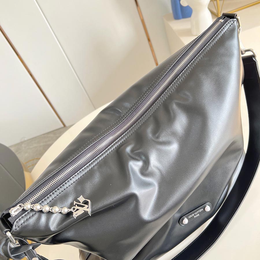 Louis Vuitton Vagabond Hobo Louis Vuitton Vagabond Hobo