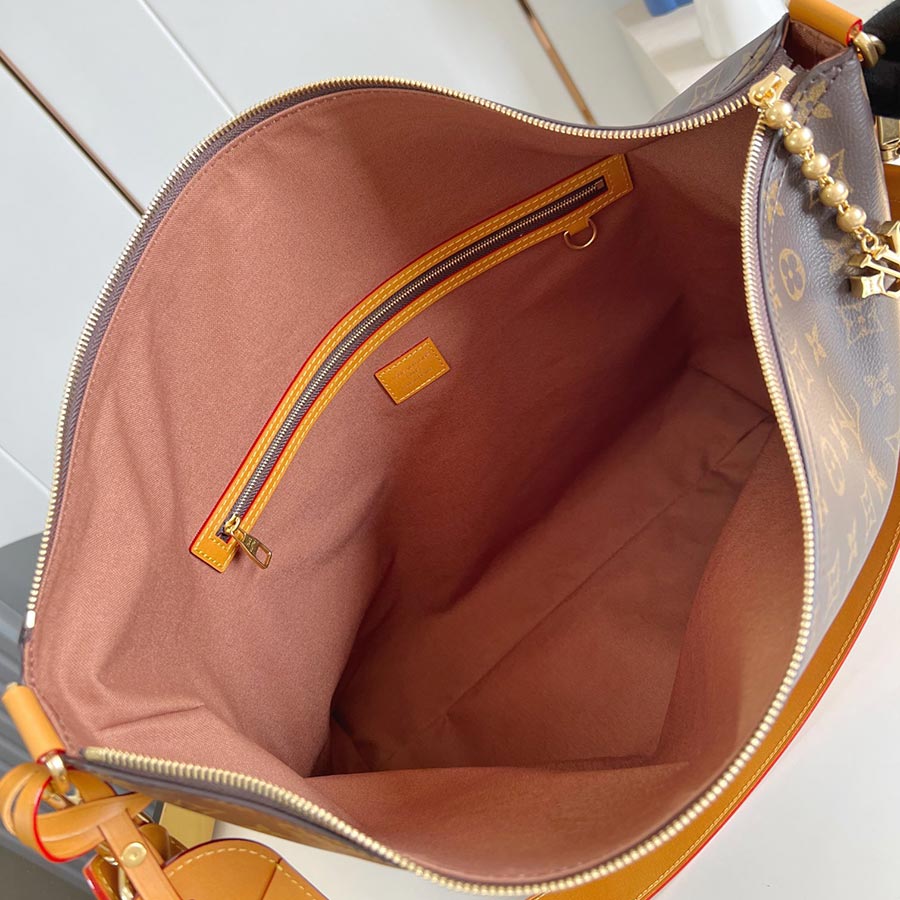 Louis Vuitton Vagabond Hobo Monogram Louis Vuitton Vagabond Hobo Monogram