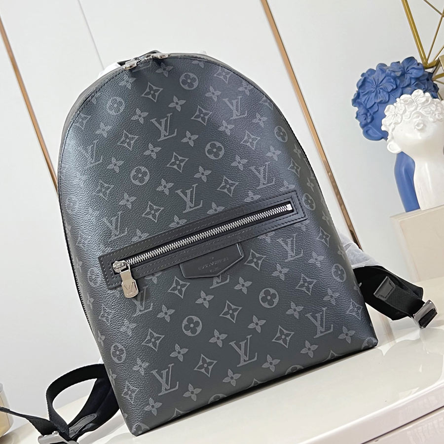 Louis Vuitton  Discovery Slim  Monogram Eclipse