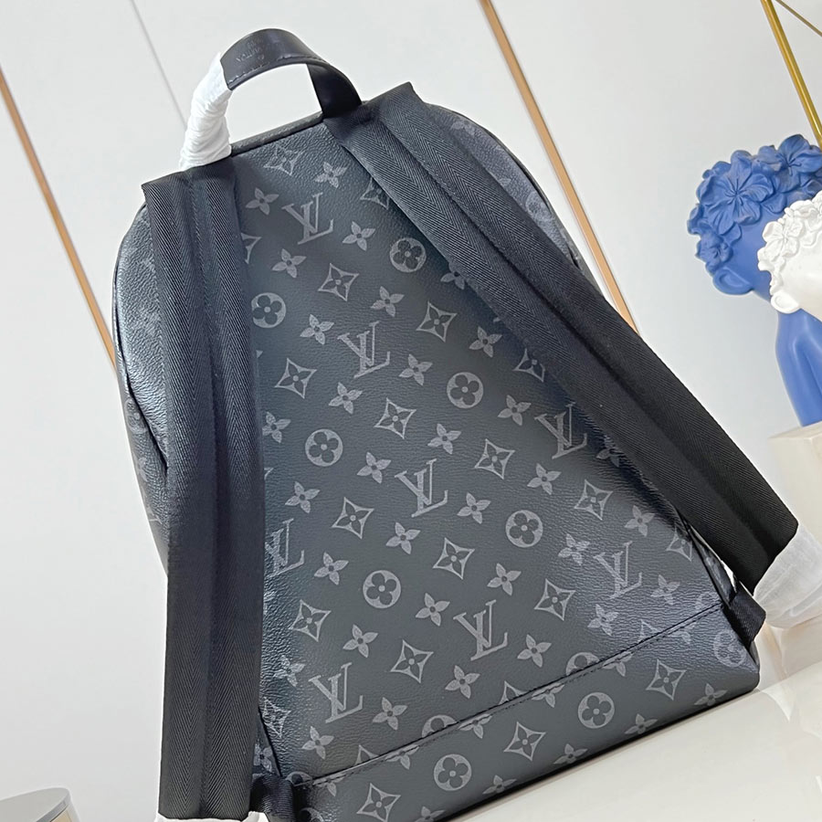 Louis Vuitton  Discovery Slim  Monogram Eclipse