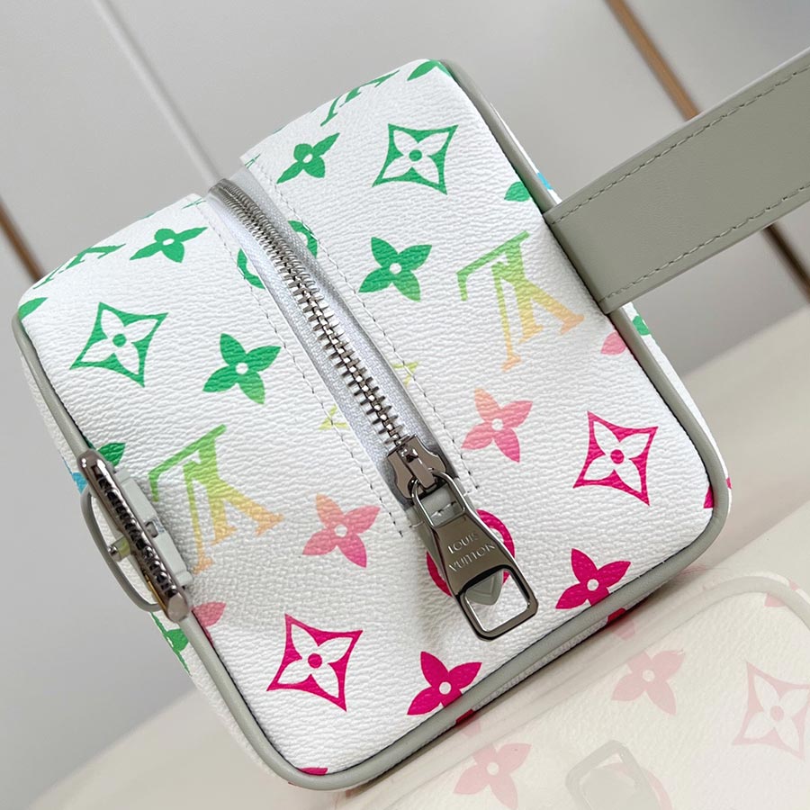 Louis Vuitton  Locker Dopp Kit Monogram