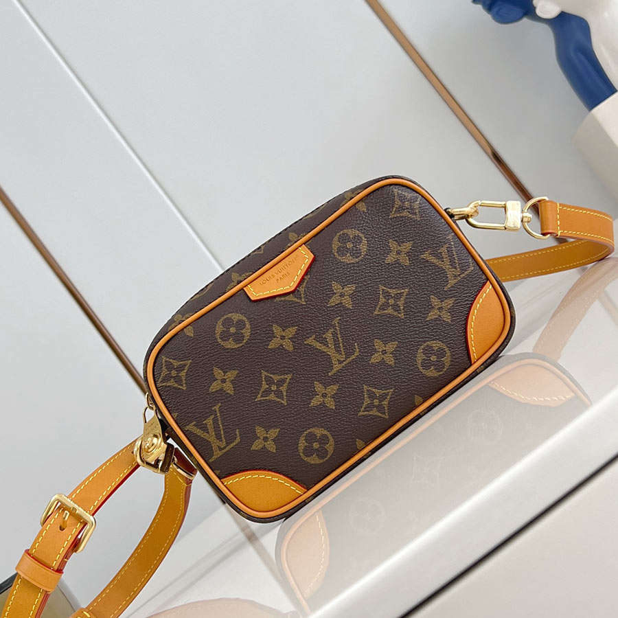 Louis Vuitton  Trocadéro  Monogram