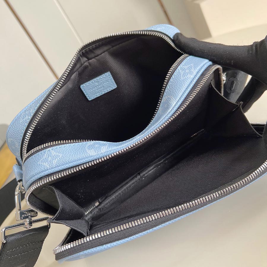 Louis Vuitton Alpha Taïga Monogram Louis Vuitton Alpha Taïga Monogram
