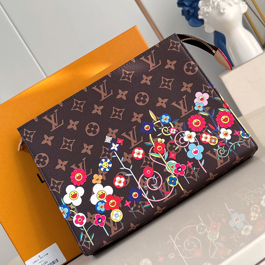 Louis Vuitton  Monogram Monogram