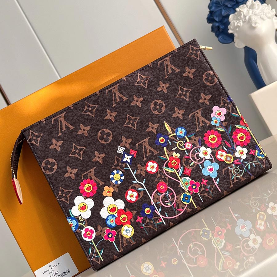 Louis Vuitton  Monogram Monogram