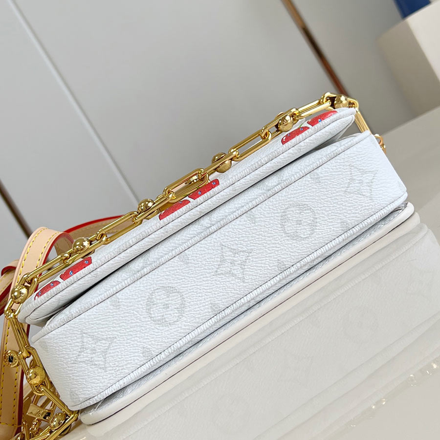 Louis Vuitton Pochette Métis East West