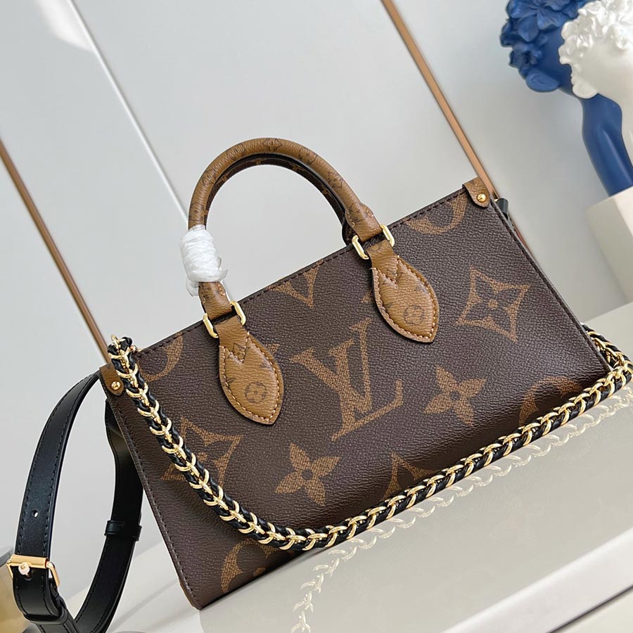 Louis Vuitton  OnTheGo East West Monogram Giant